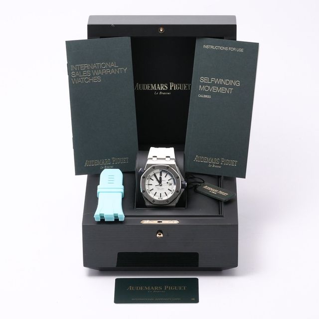 Audemars Piguet Royal Oak Offshore 15710ST.OO.A010CA.01 Image 7